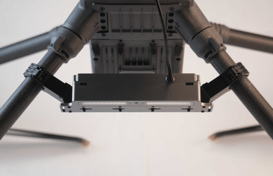BK400 Abwurfsystem mit roter und blauer Warnleuchte für DJI M400