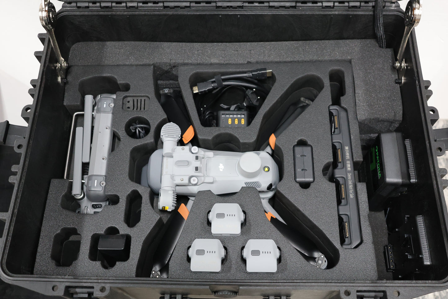 Monitorkoffer für DJI Matrice 4 – 21" 2000 Nits Tageslicht-Monitor | Ready-to-Fly Lösung
