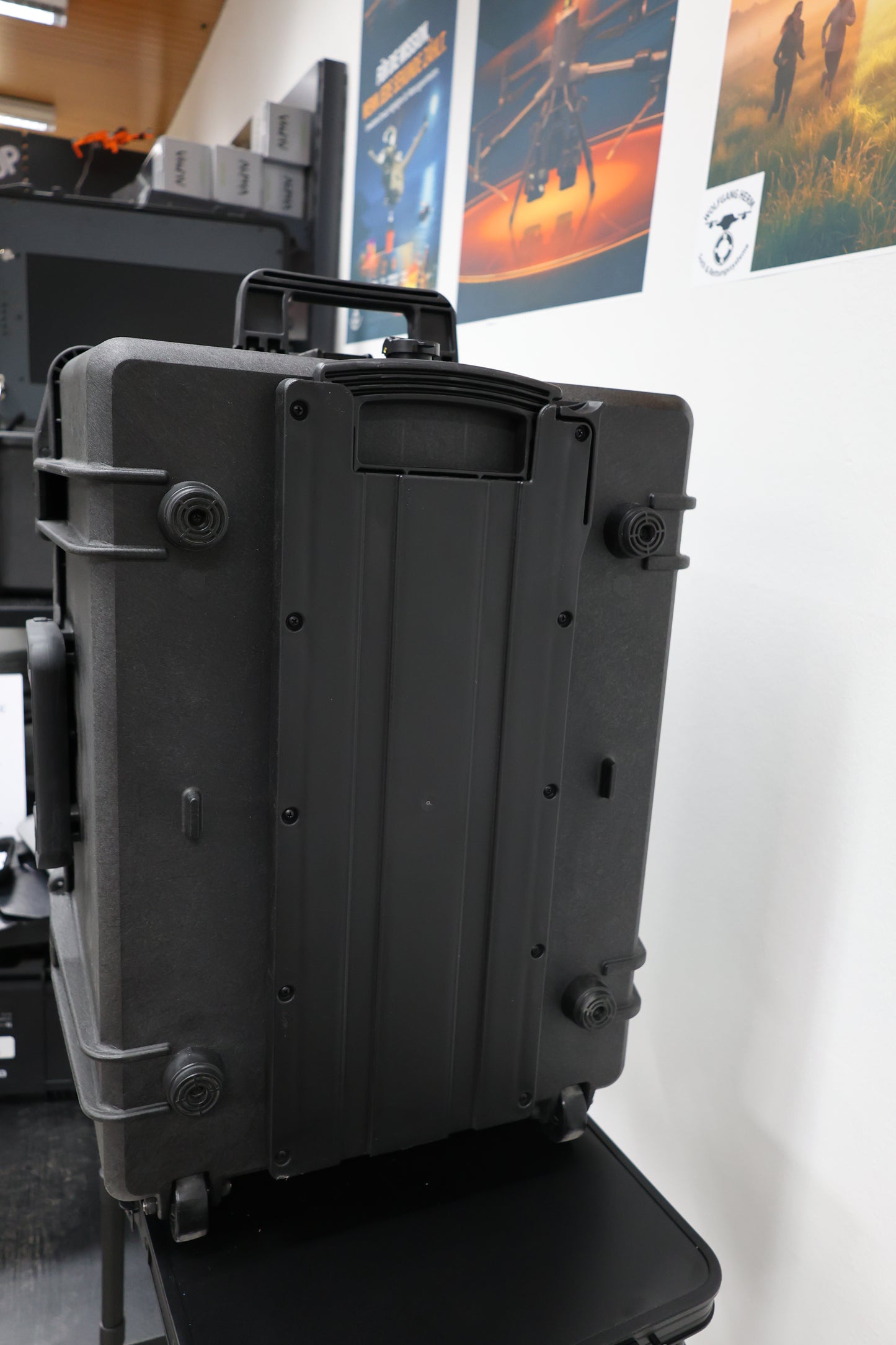 Monitorkoffer für DJI Matrice 4 – 21" 2000 Nits Tageslicht-Monitor | Ready-to-Fly Lösung