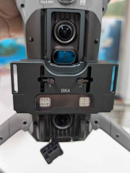BK4 Abwurfsystem und Warnlichtsystem DJI Matrice 4